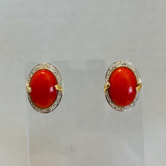 14 kt natural red coral cabochon diamond earrings